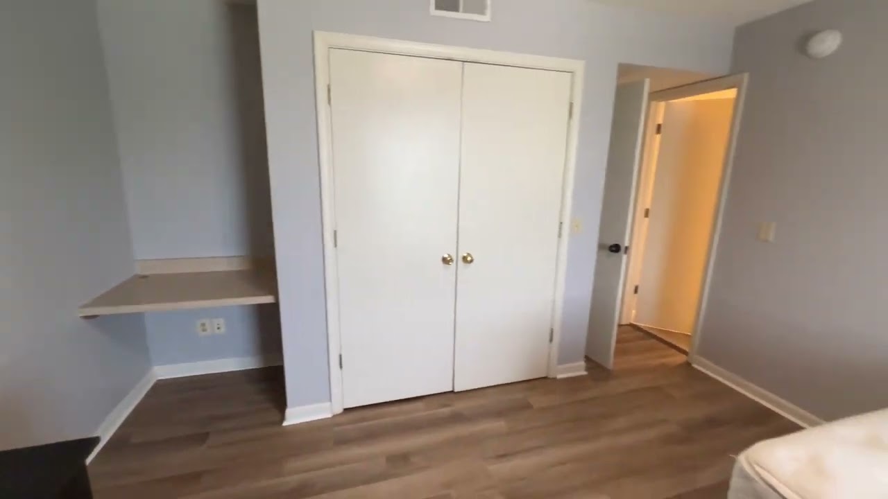 1366-F Hunters Ridge. Harrisonburg, VA. 22801