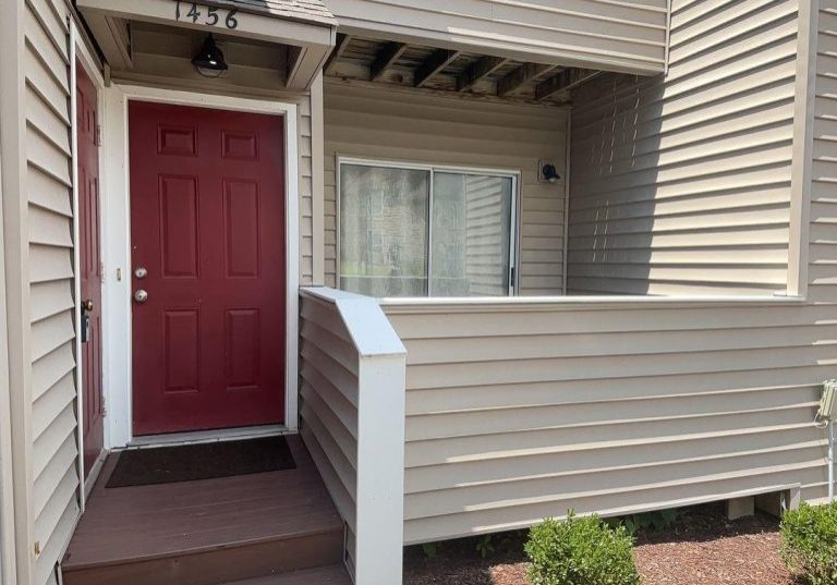 673085 - 1456 Bradley Dr